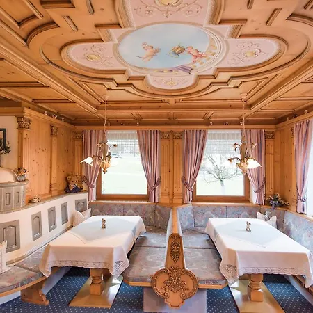 Homestay Gastehaus Bellevue Elbigenalp