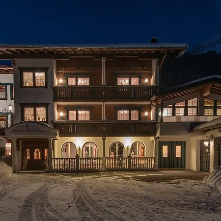 Gastehaus Bellevue Homestay Elbigenalp
